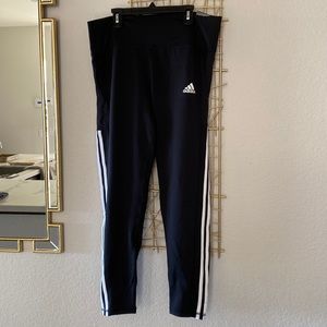 New adidas work out pants, soft stretchy fabric